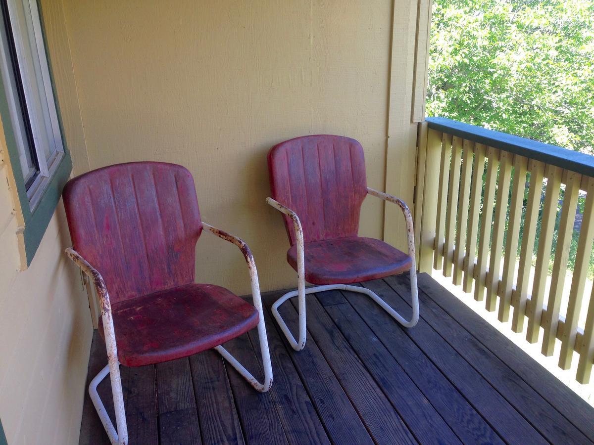 Priest Station Cafe & Cabins Groveland Extérieur photo